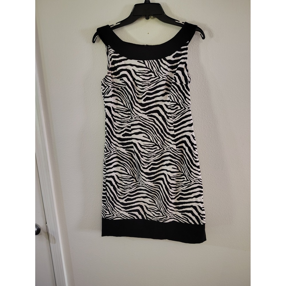 Connected Apparel Zebra Print Sheath Dress Black White Sleeveless Size 8